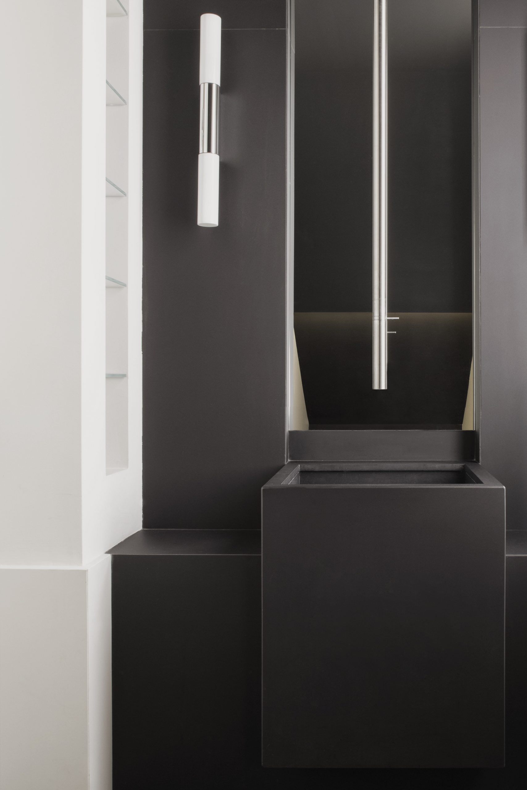 0145_santa_cecilia_smarch_architects_interior_design_milano_black_bathroom_L