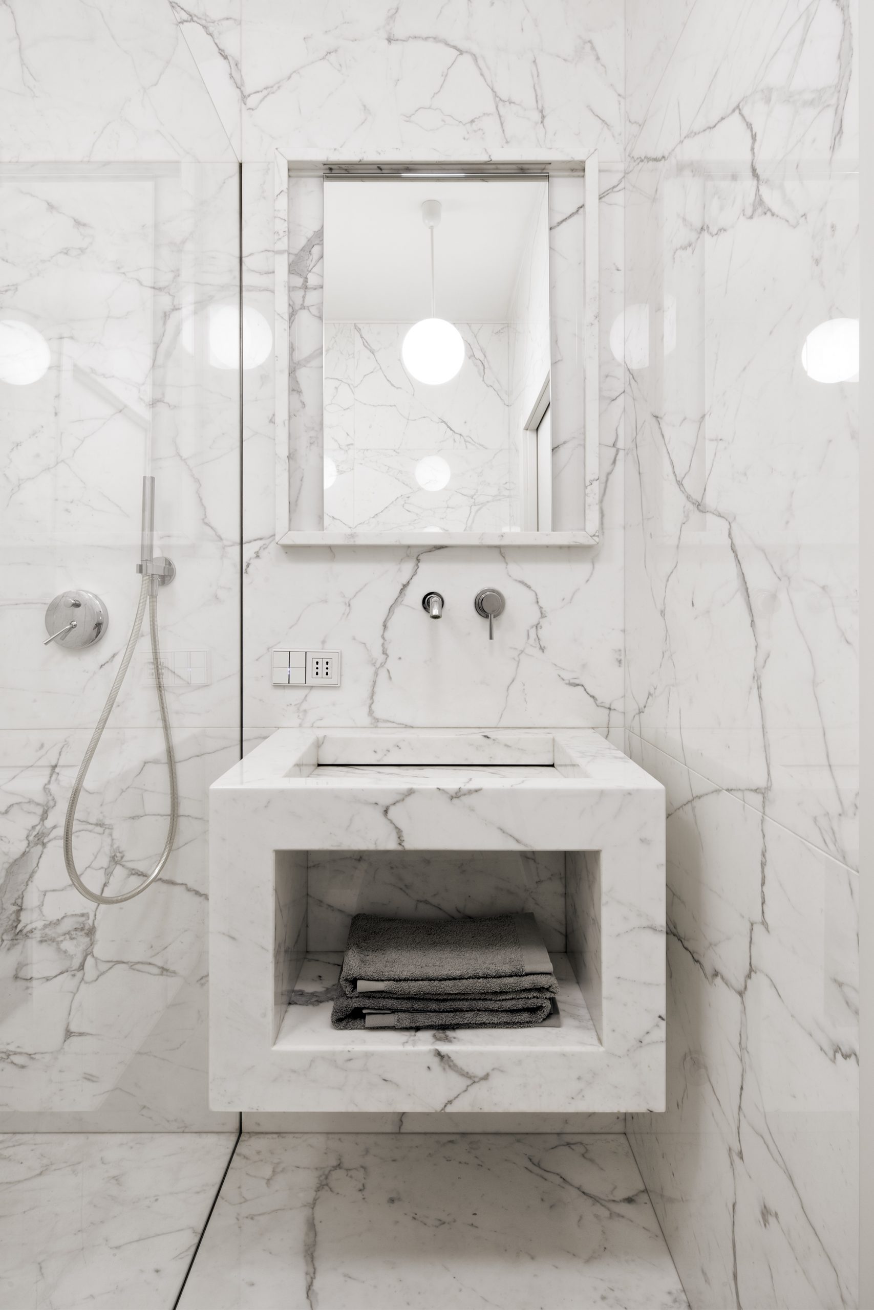0149_fontanili_smarch_architects_interior_design_bathroom_appartment_milano_L